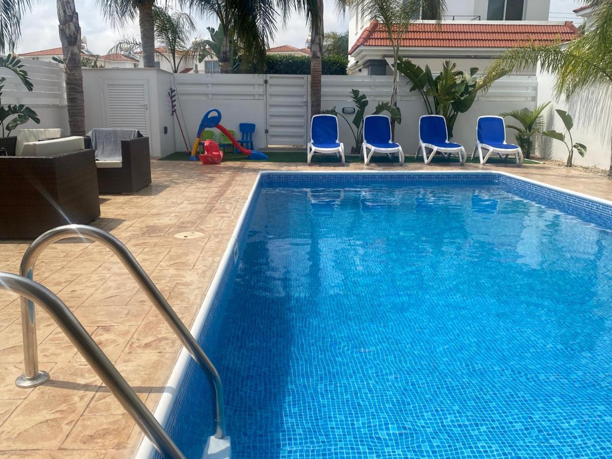 Villa Angel - Exotic Villa 200M From Beach باراليمني المظهر الخارجي الصورة